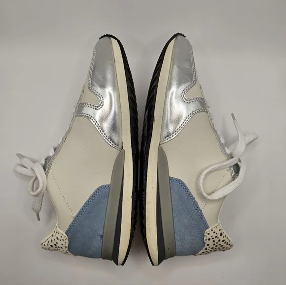 Vintage Havana, Silver and Blue Star Sneakers, Women's Size 6.5 - Picture 4 of 9